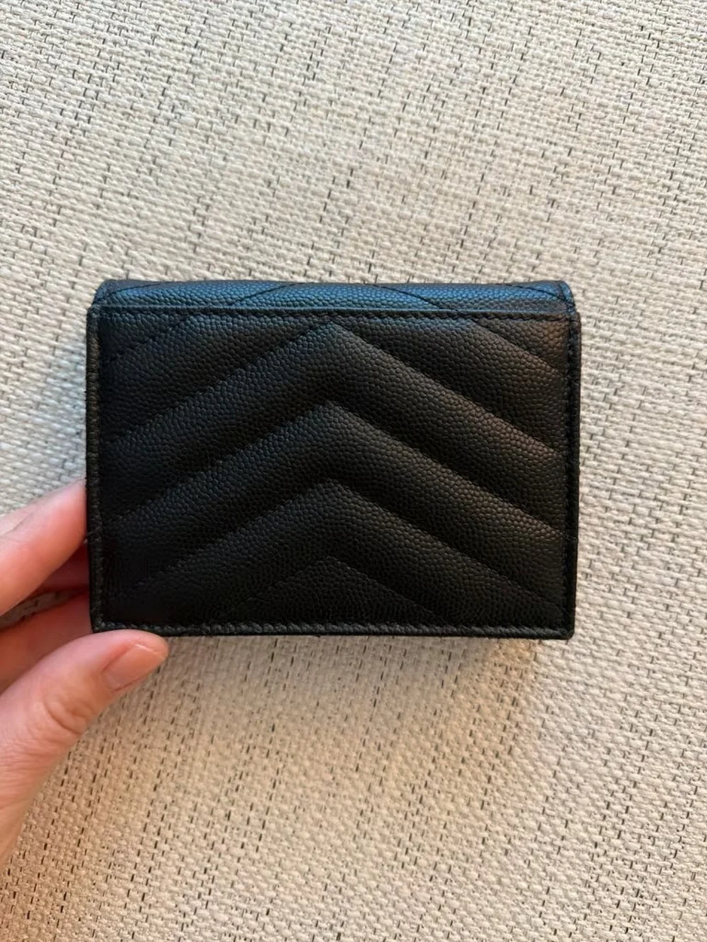 Yves Saint Laurent CASSANDRE MATELASSÉ FLAP CARD CASE IN GRAIN DE POUDRE LEATHER - Picture 2 of 8